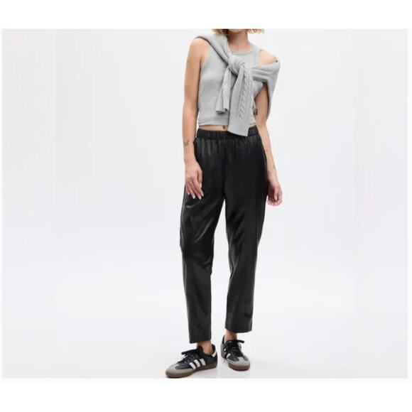 GAP Pants - Gap Women’s Black High Rise Vegan Leather Straight Pull-On Pants, Sz Small Tall